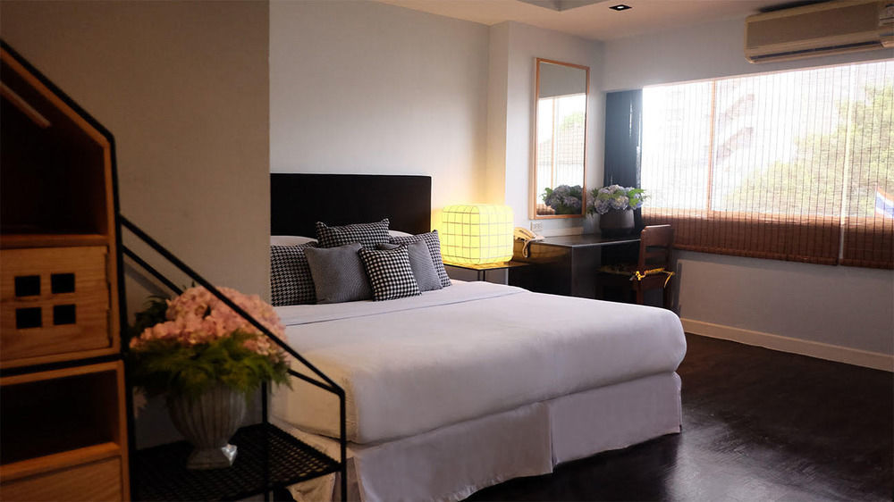 P&R Residence Bangkok Ngoại thất bức ảnh